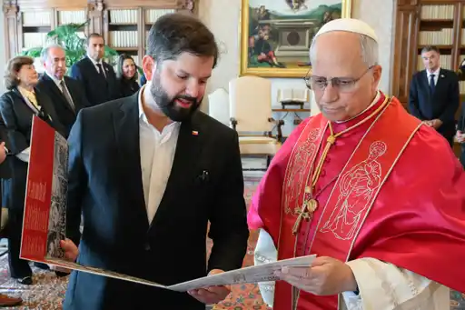 Presidente Boric y Papa León XIV