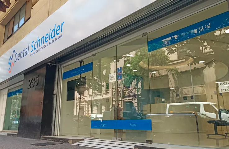 referencia_achs_dental_schneider3925d48b437114263be14ae11353d3991