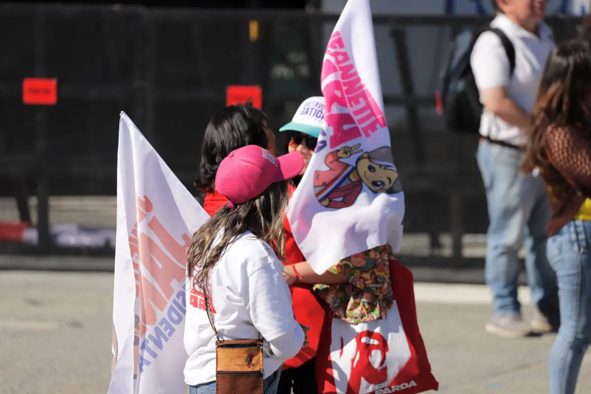 Cierre Campaña Jeannette Jara  Fotógrafo Cristian Daniel González Henríquez para The Times en Español