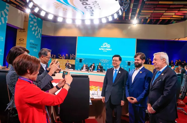 54140943202_fc4dd4c190_o_653x431