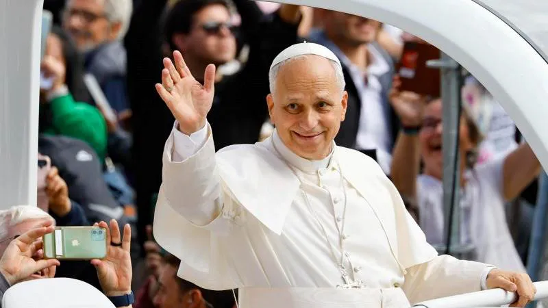 Papa León XIV E P A / F A B I O F R U S T A C I