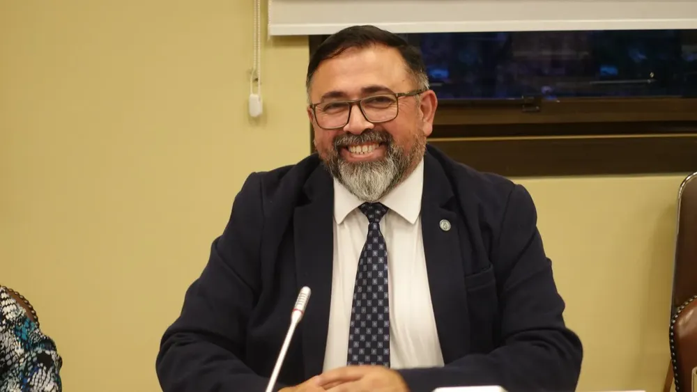 Diputado Víctor Pino