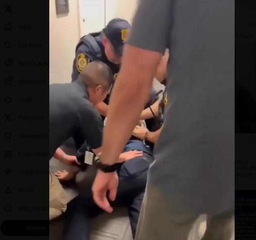  Senator Alex Padilla