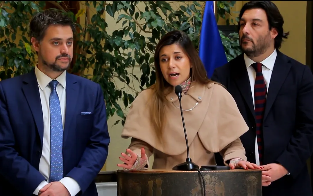 Daniel Manouchehri y Daniella Cicardini