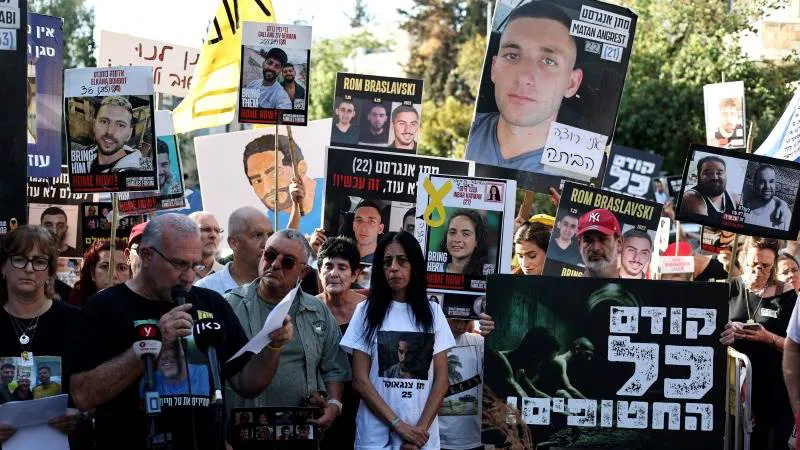 Israel espera que las liberaciones de rehenes EPA / ATEF SAFADI