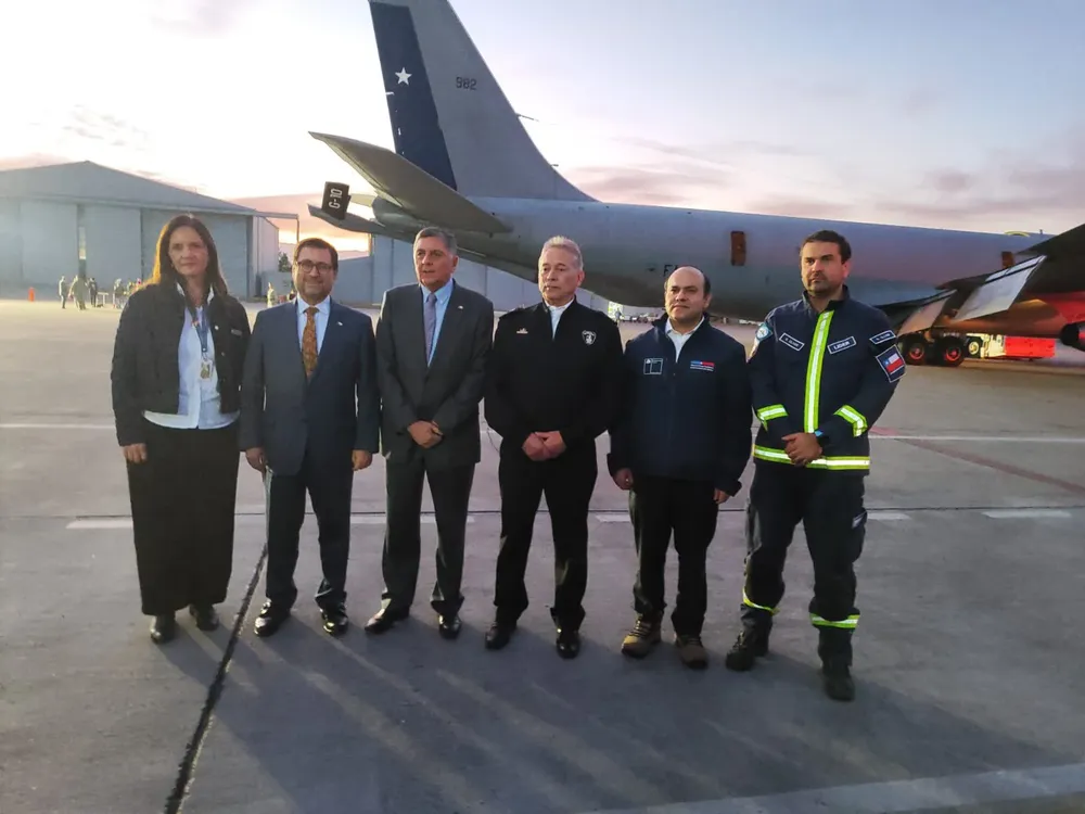  Avión de la Fuerza Aérea de Chile (FACH) despegando rumbo a Venezuela con brigadistas y ayuda humanitaria