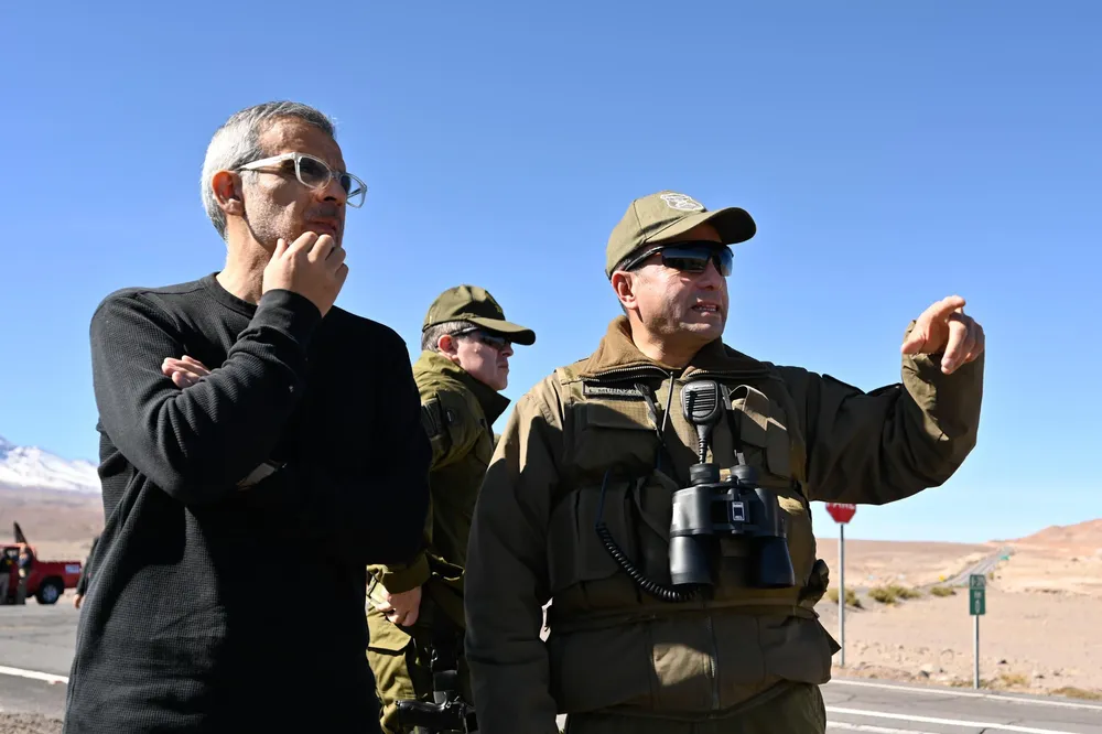Luis Cordero y Carabineros