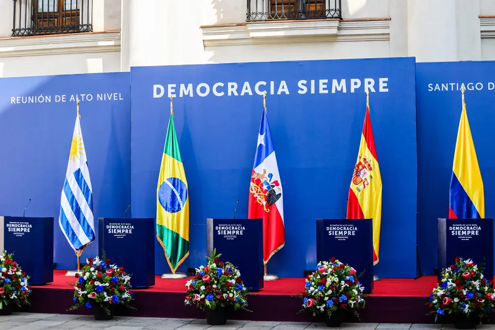 Democracia Siempre Fotógrafo Cristian Daniel González Henríquez para The Times en Español 