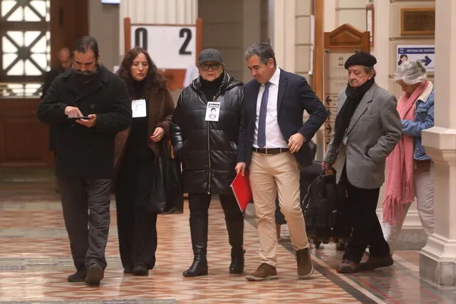 Agrupaciones y abogados de DD.HH. presentan recurso de protección en contra de Johannes Kaiser Agencia Uno