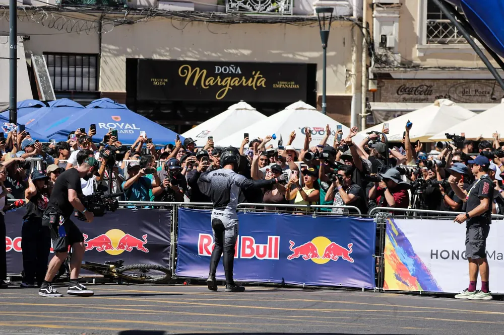 Red Bull Cerro Abajo 2026 /  Fotógrafo Cristian Daniel González Henríquez para The Times en Español