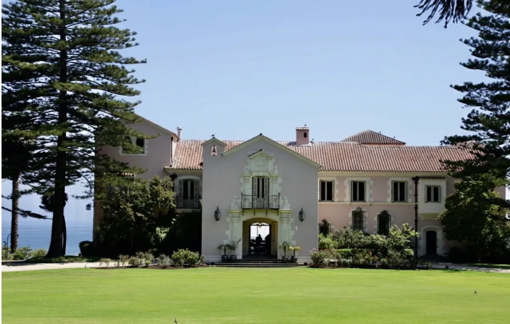Palacio Presidencial de Cerro Castillo The Times en Español 