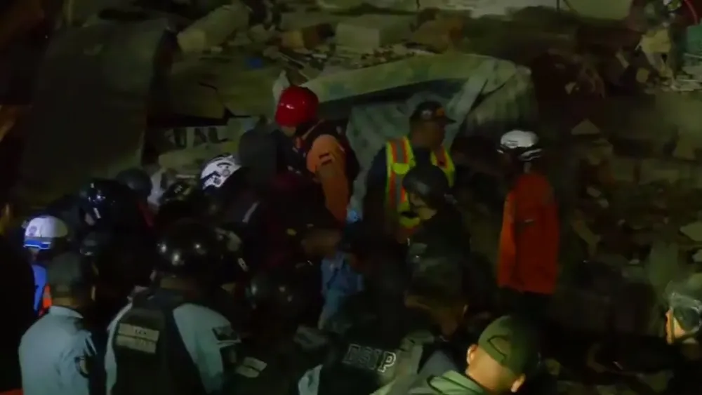 Rescate terremoto en Venezuela