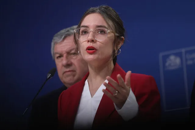 Camila Vallejo Agencia Uno