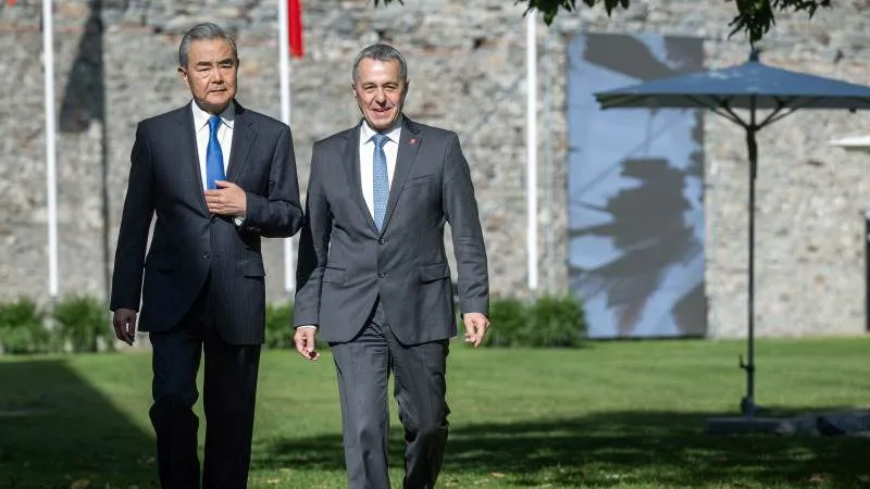 Ignazio Cassis E P A / E L I A B I A N C H I / P O O L