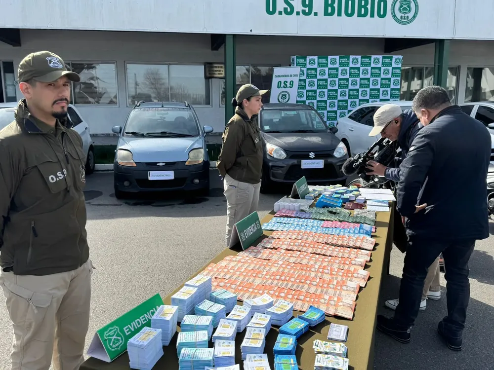 Carabineros arresta a 15 implicados en una red de usura y lavado de activos que enviaba millones al extranjero.