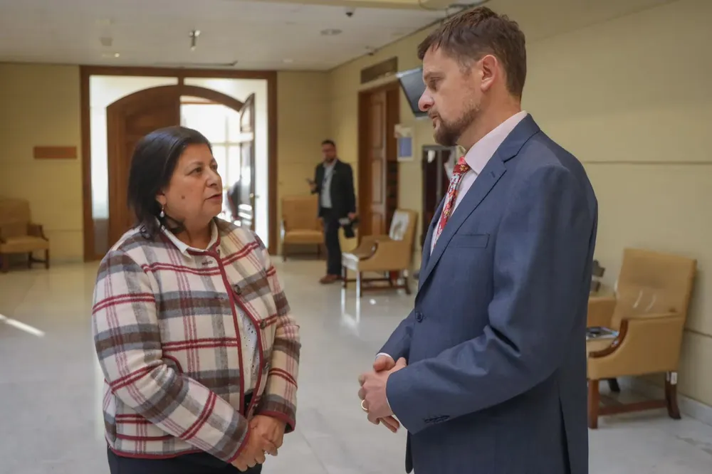 Diputados de la Comisión de Educación