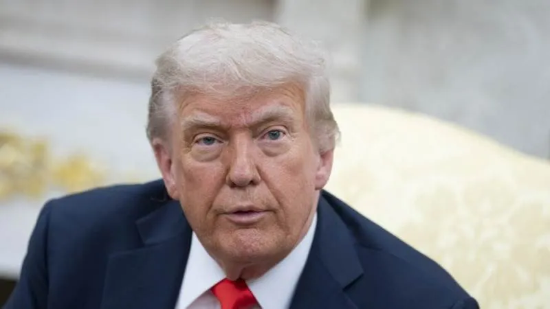 Donald Trump 📷 E P A - E F E / C H R I S K L E P O N I S