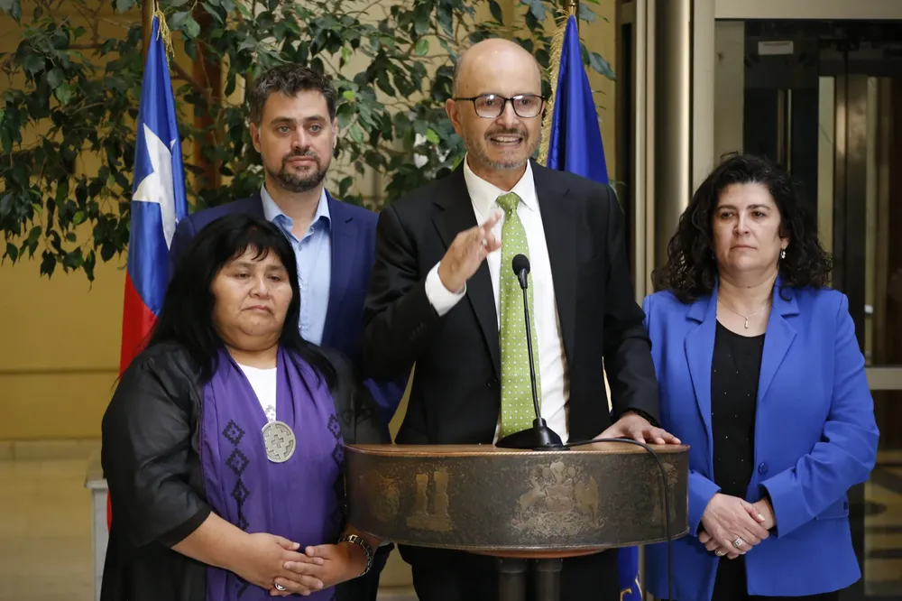 Diputados Socialista de la región de Los Ríos y Los Lagos acusan negligencia e inacción de Fiscalía por el caso de Juli