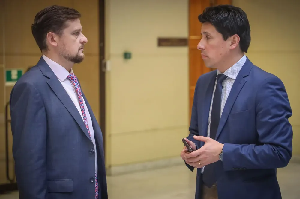 Stephan Schubert (Partido Republicano) y Mauro González (Renovación Nacional)