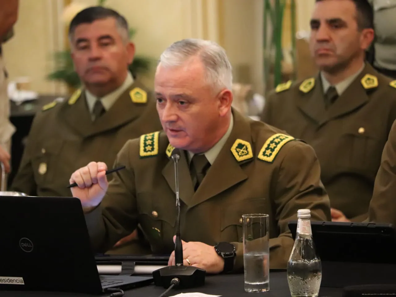 e5492835-5a8e-4de1-87d4-9e5592ed2c7d