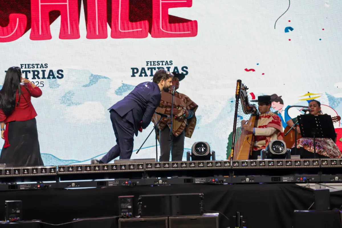 Presidente Boric Fotógrafo Cristian Daniel González Henríquez para The Times en Español 