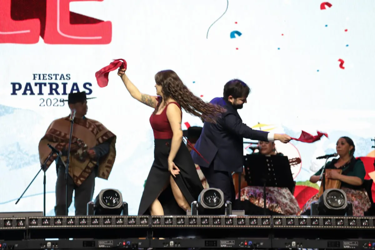 Presidente Boric y Paula Carrasco
