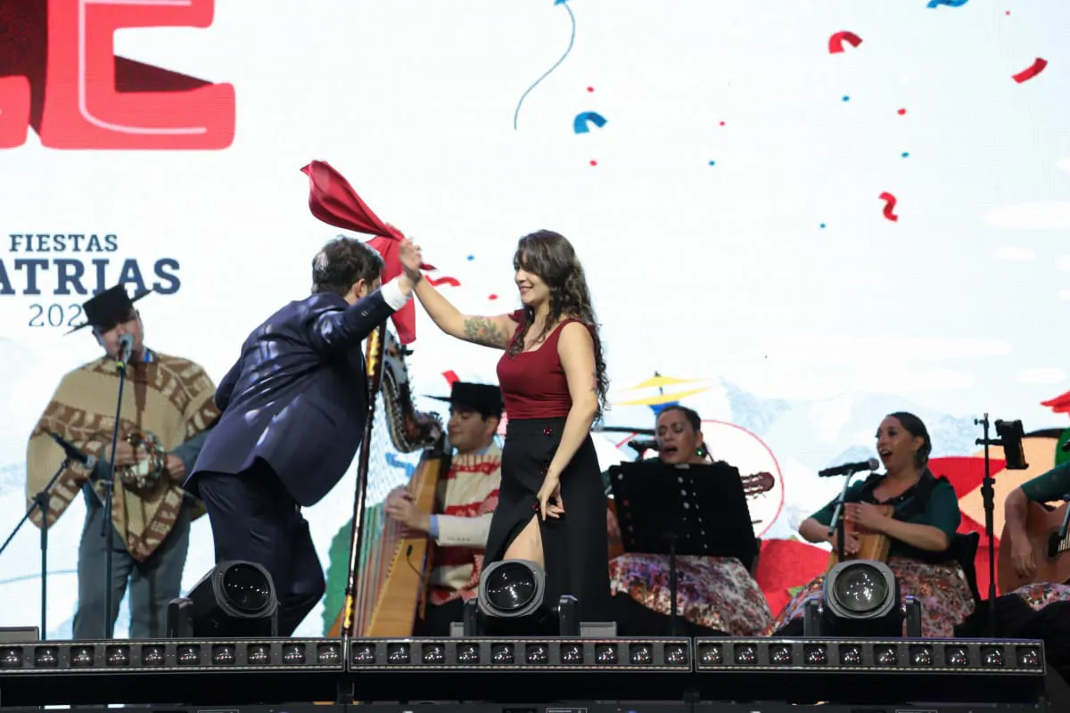 Presidente Boric y Paula Carrasco Fotógrafo Cristian Daniel González Henríquez para The Times en Español 