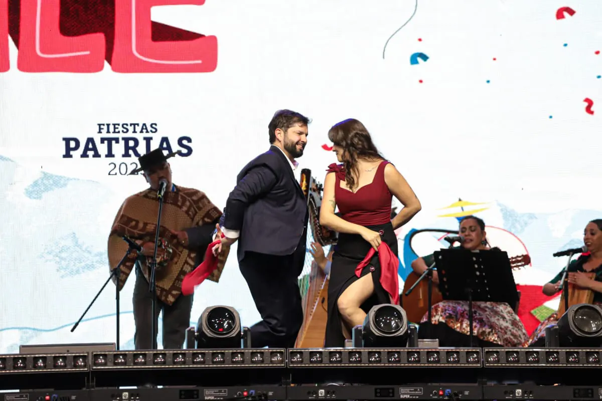 Presidente Boric y Paula Carrasco Fotógrafo Cristian Daniel González Henríquez para The Times en Español 