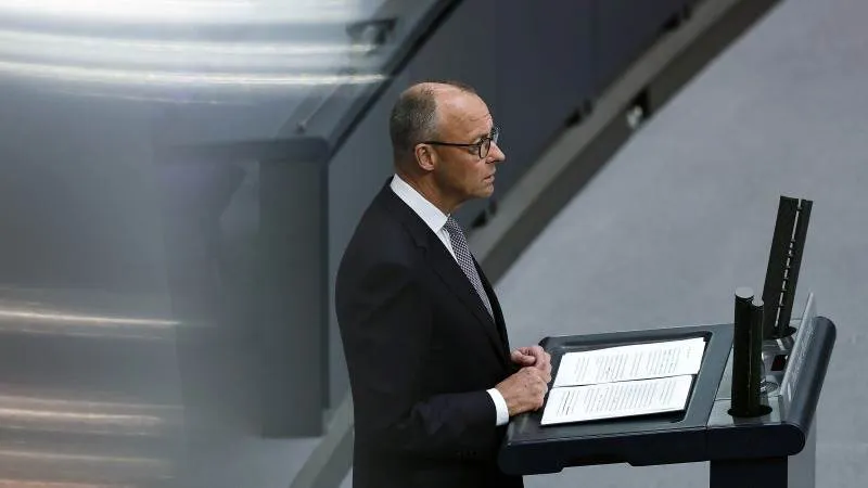 Friedrich Merz E P A / P I L I P S I N G E R