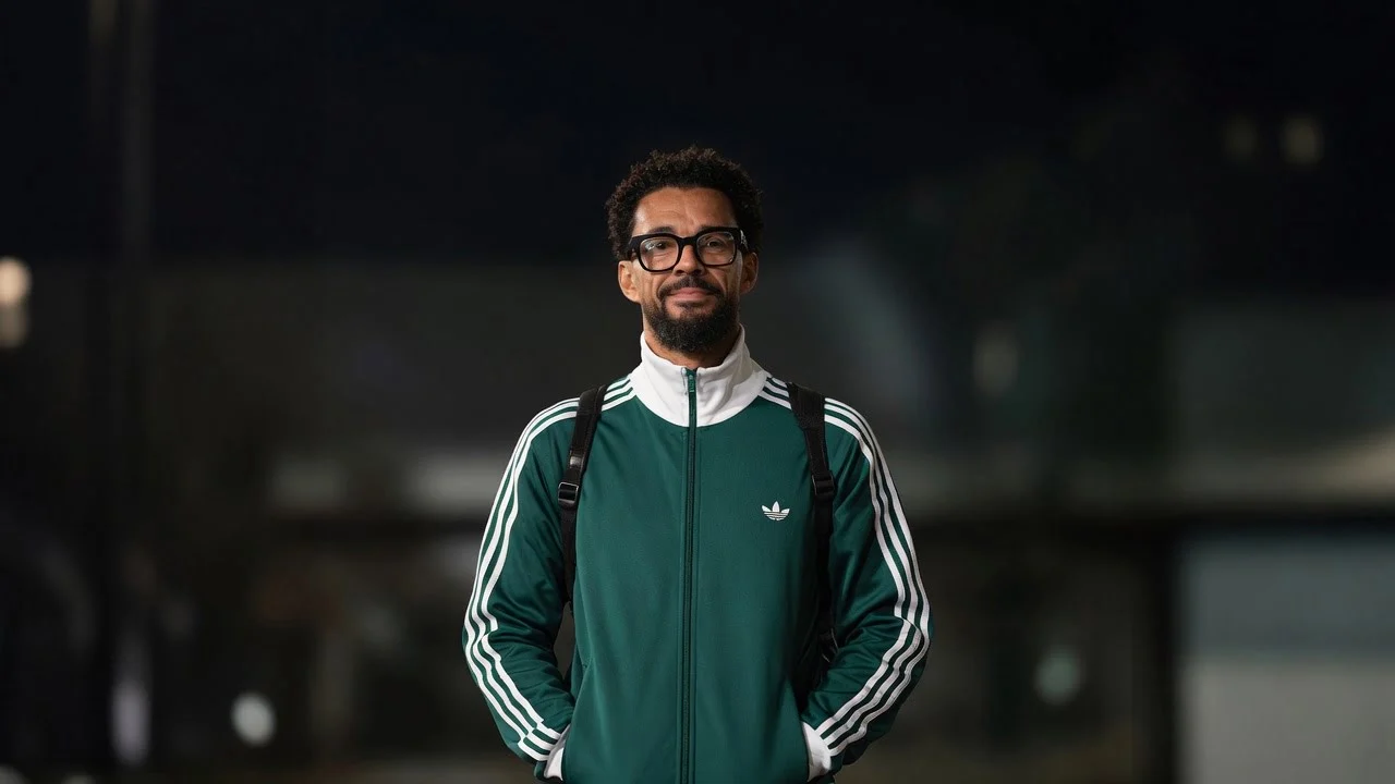  Vozinha llega a Chile para firmar por Colo Colo / The Times Latino