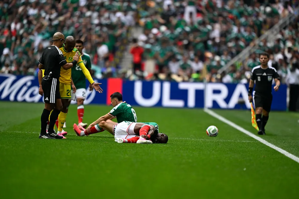 MEXICO-CIUDAD+DE+MEXICO-FUTBOL-COPA+MUNDIAL+DE+LA+FIFA+2026-MEXICO+VS+SUDAFRICACmxmphS000052_20260612_CBPFN0A001