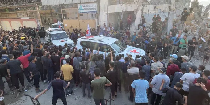 La liberación de rehenes israelíes por parte de Hamás, facilitada por el CICR,  Cedida