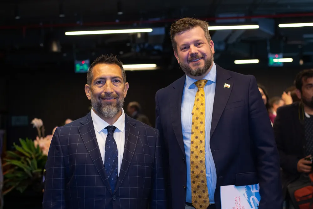 Johannes Kaiser Cedida