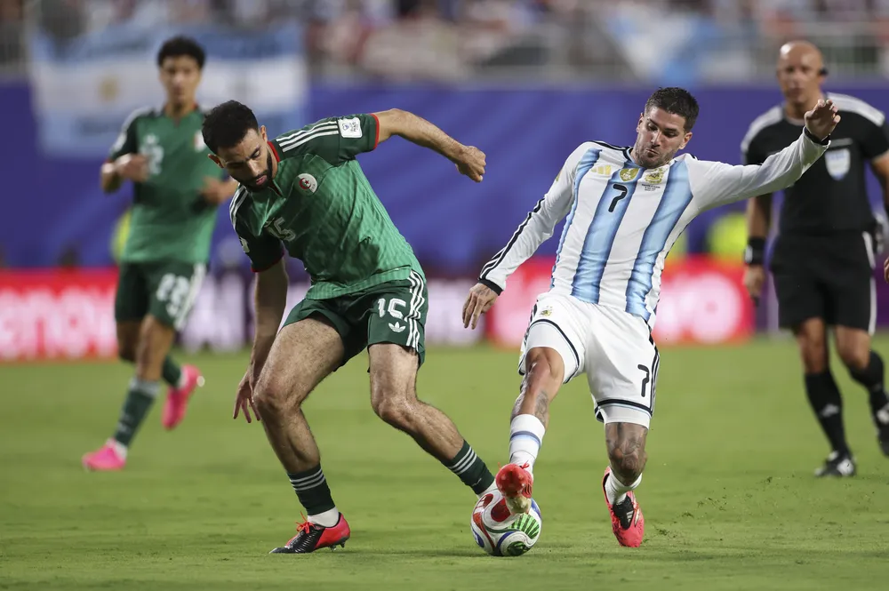 (SP)U.S.-KANSAS+CITY-FOOTBALL-FIFA+WORLD+CUP-GROUP+J-ARG+VS+ALGXxjpbeE000255_20260617_PEPFN0A001
