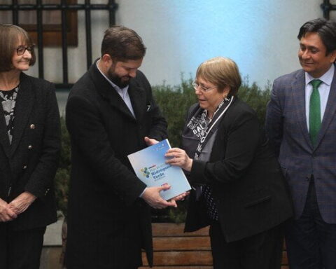 Presidente Boric Y Bachelet